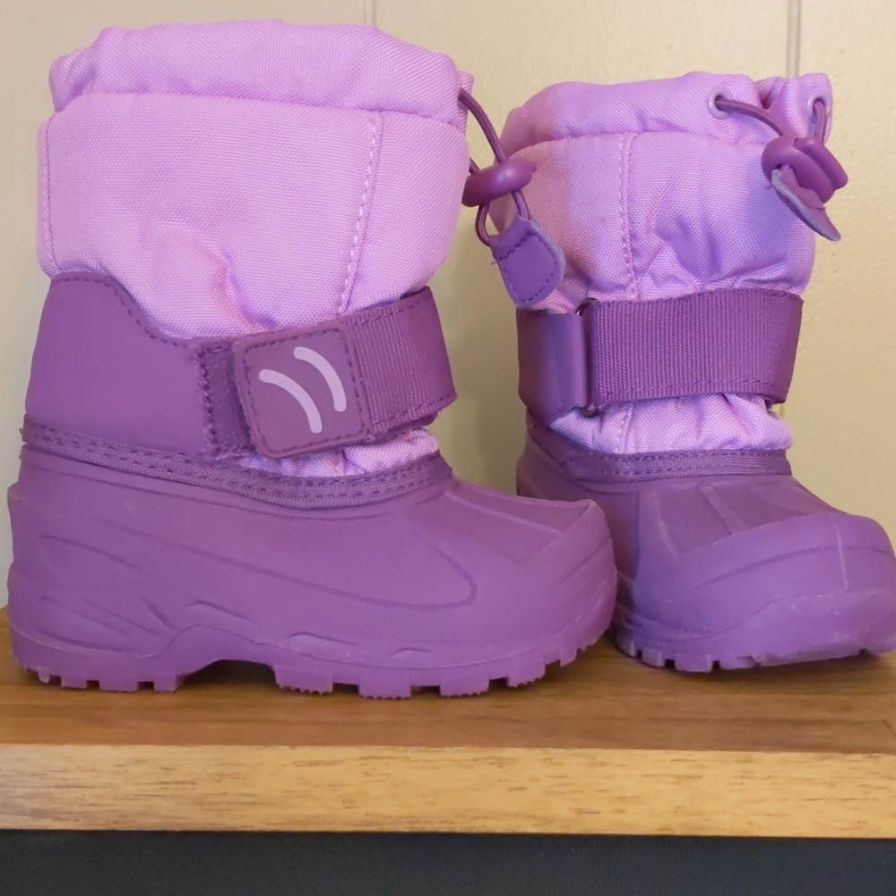 Girls Purple snow boots